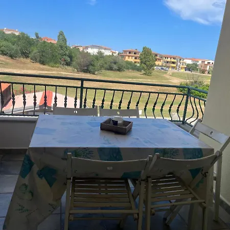 Accogliente Bilocale Di Nuova Costruzione Ferienhaus La Caletta